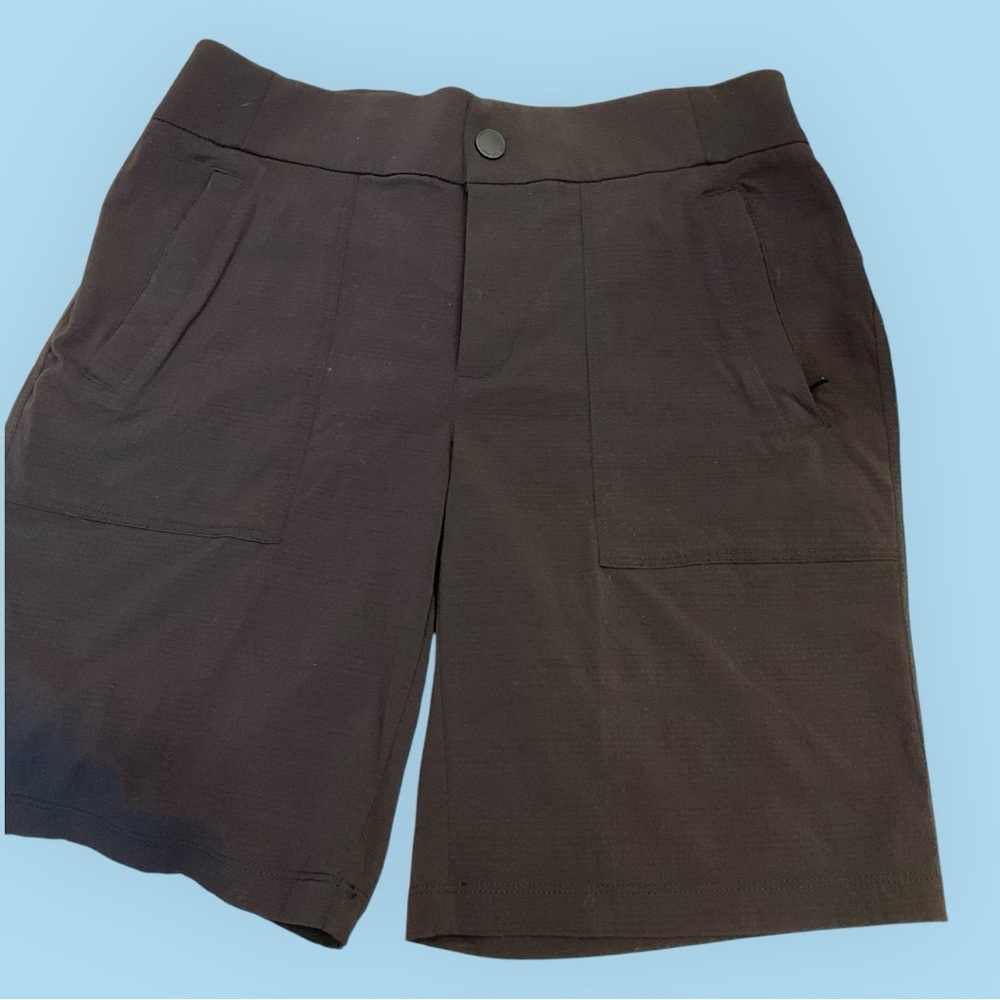 Athleta Trekkie Bermuda 2.0 Shorts Black Ripstop Stretch Athletic Hiking, Sz 2
